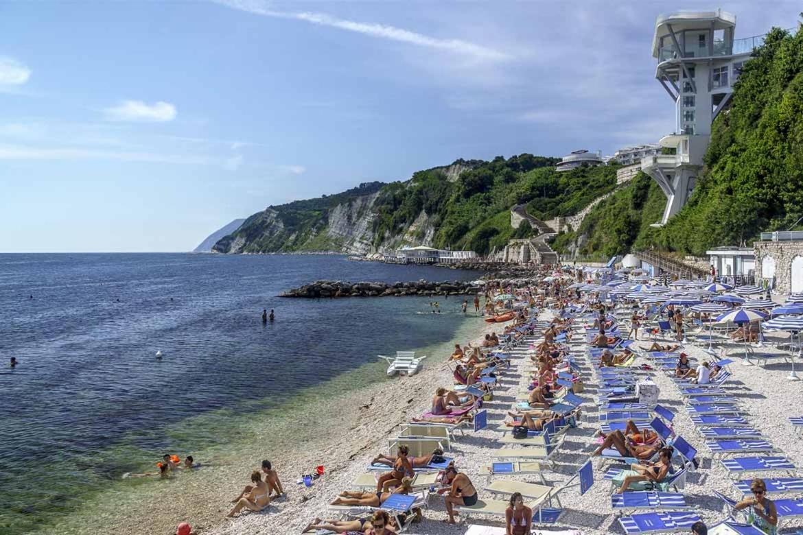 Civico11 Daire Ancona Dış mekan fotoğraf